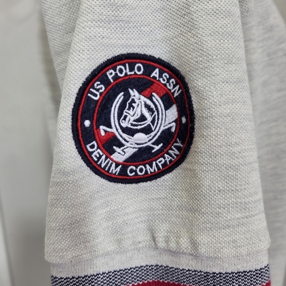⭐️.US. Polo Assn. Mens Gray Polo Shirt Size L - Picture 3 of 5